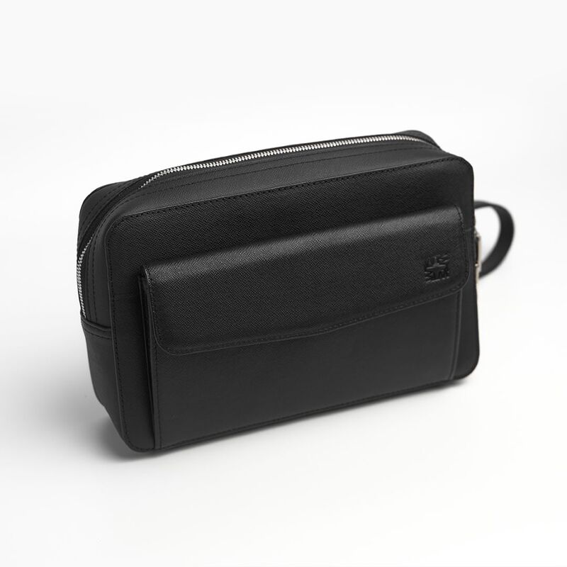 Clutch nam da thật – tuyên ngôn phong cách của quý ông hiện đại hình 1 clutch-nam-da-that-tuyen-ngon-phong-cach-cua-quy-ong-hien-dai-1.jpg